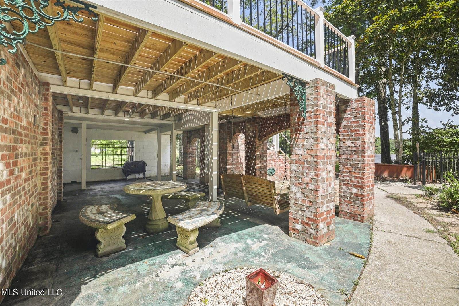 3512 River Bluff Road, D'Iberville, MS 39540