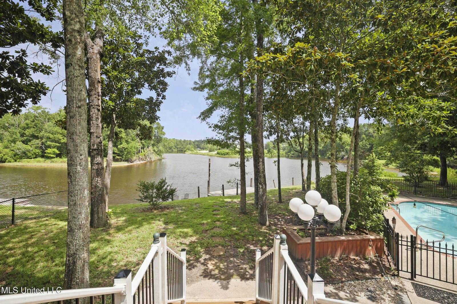 3512 River Bluff Road, D'Iberville, MS 39540