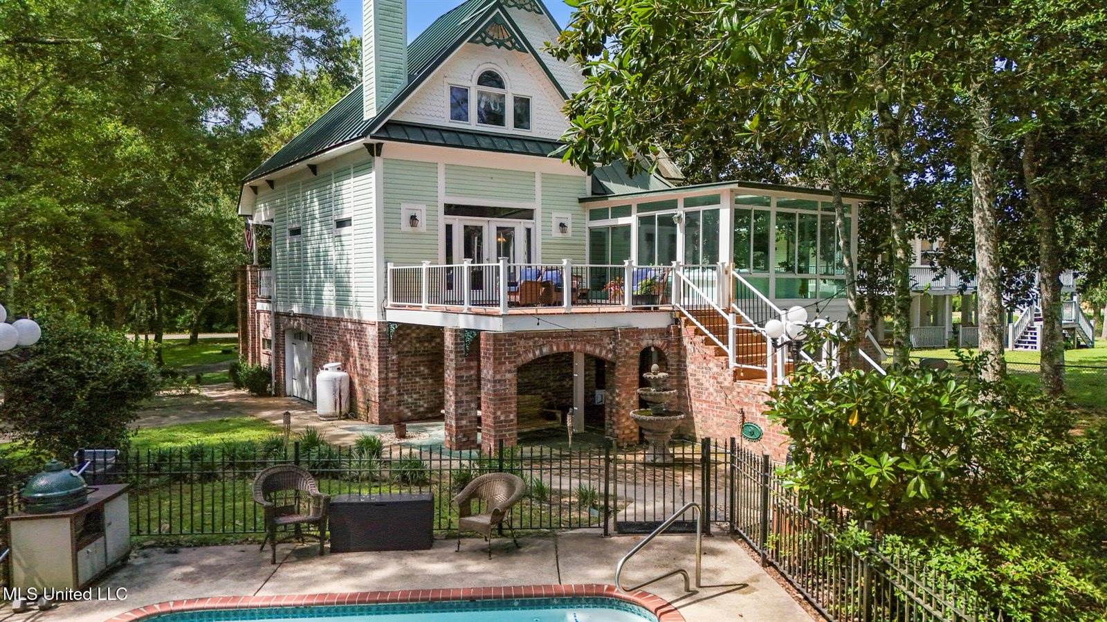 3512 River Bluff Road, D'Iberville, MS 39540