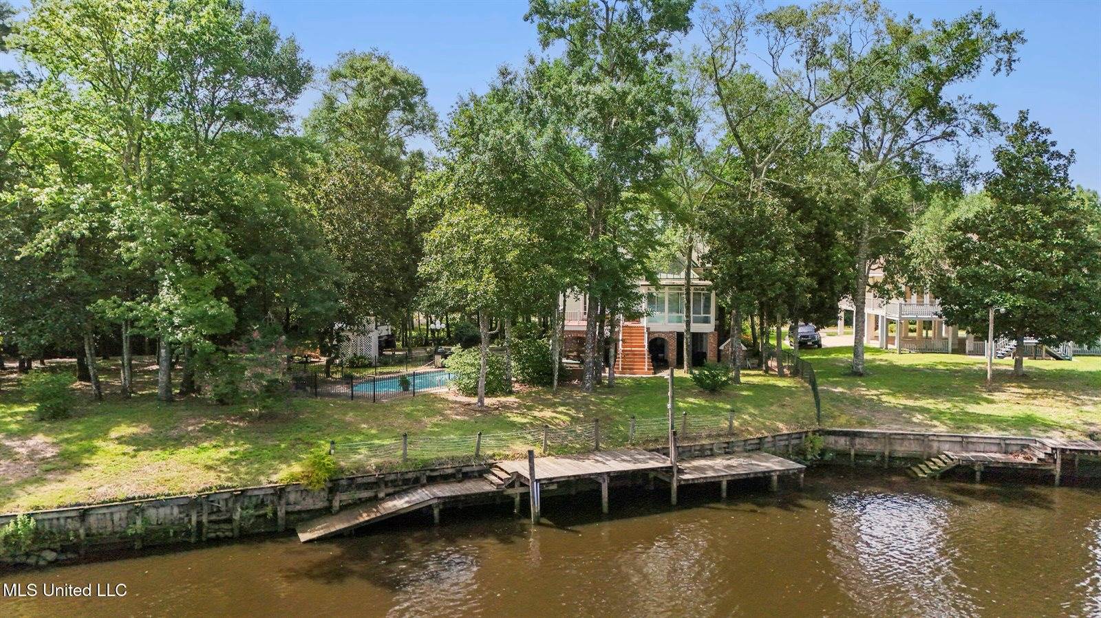 3512 River Bluff Road, D'Iberville, MS 39540