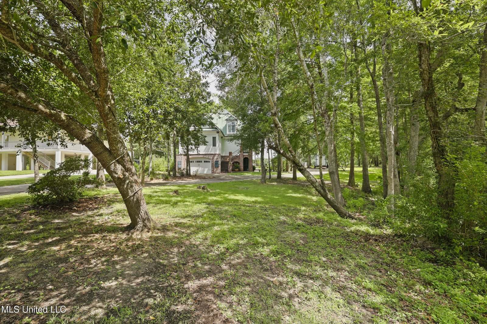 3512 River Bluff Road, D'Iberville, MS 39540