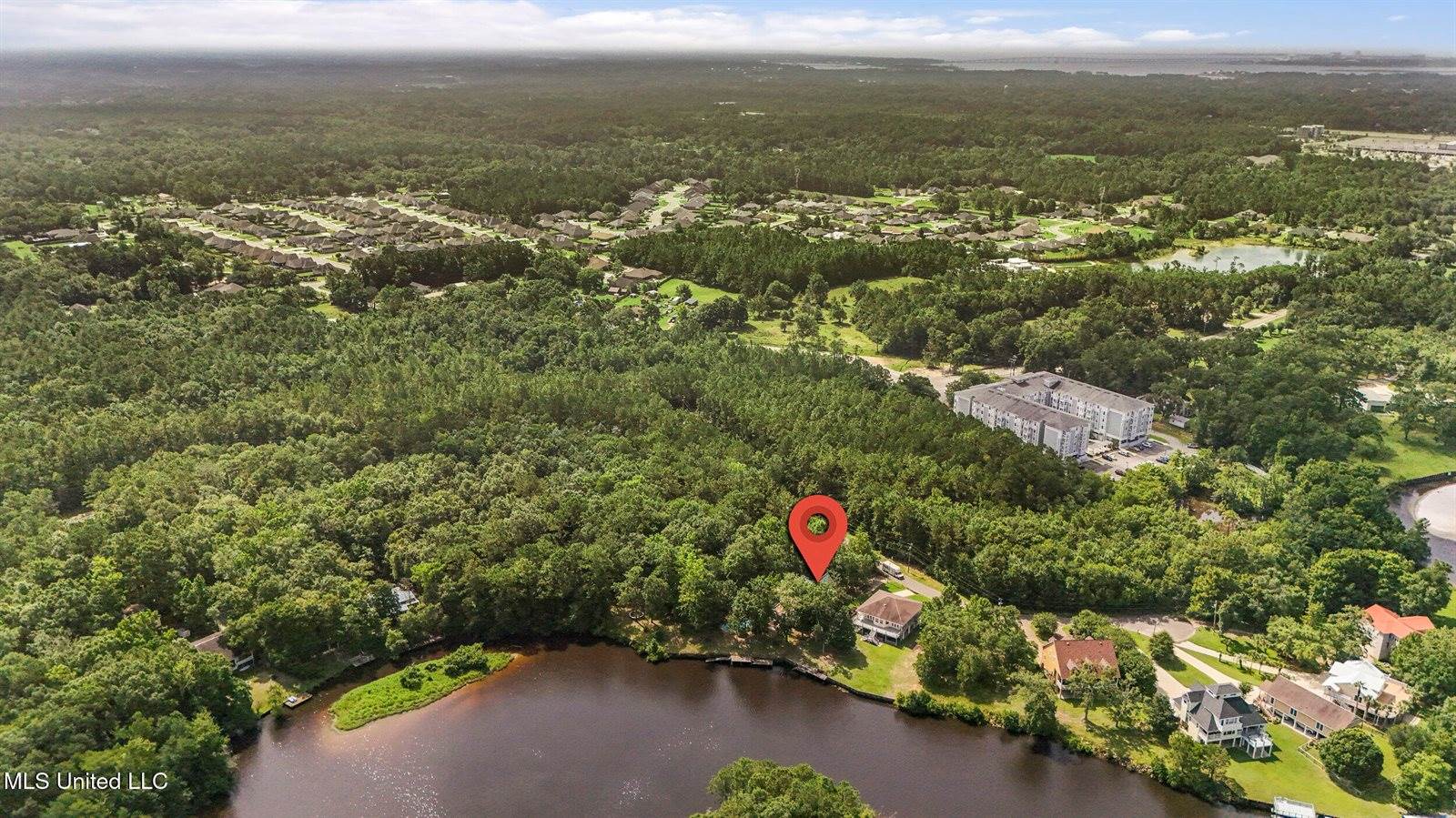 3512 River Bluff Road, D'Iberville, MS 39540