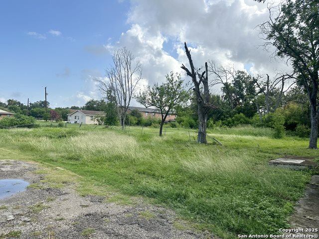 213 E Lindbergh, Universal City, TX 78148