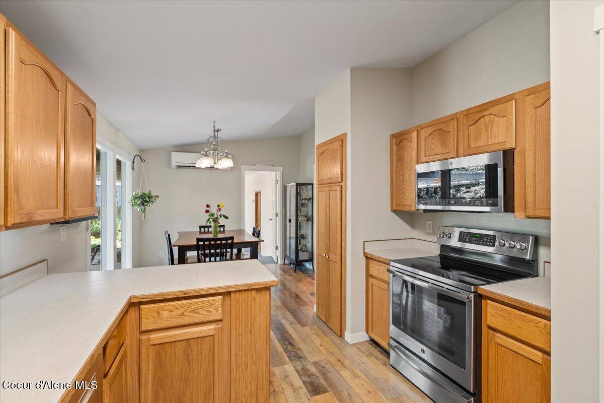 5301 North Pinegrove Dr, Coeur d'Alene, ID 83815