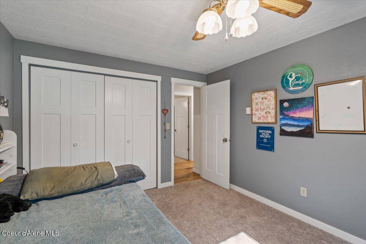 5301 North Pinegrove Dr, Coeur d'Alene, ID 83815