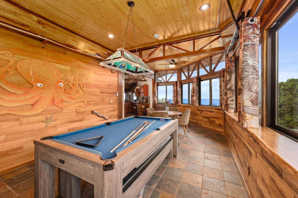 120 Woa Rd, Hilo, HI 96720