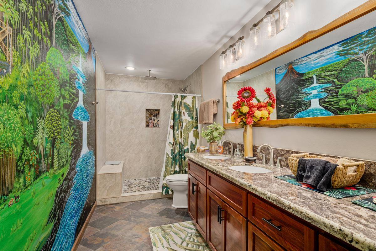 120 Woa Rd, Hilo, HI 96720