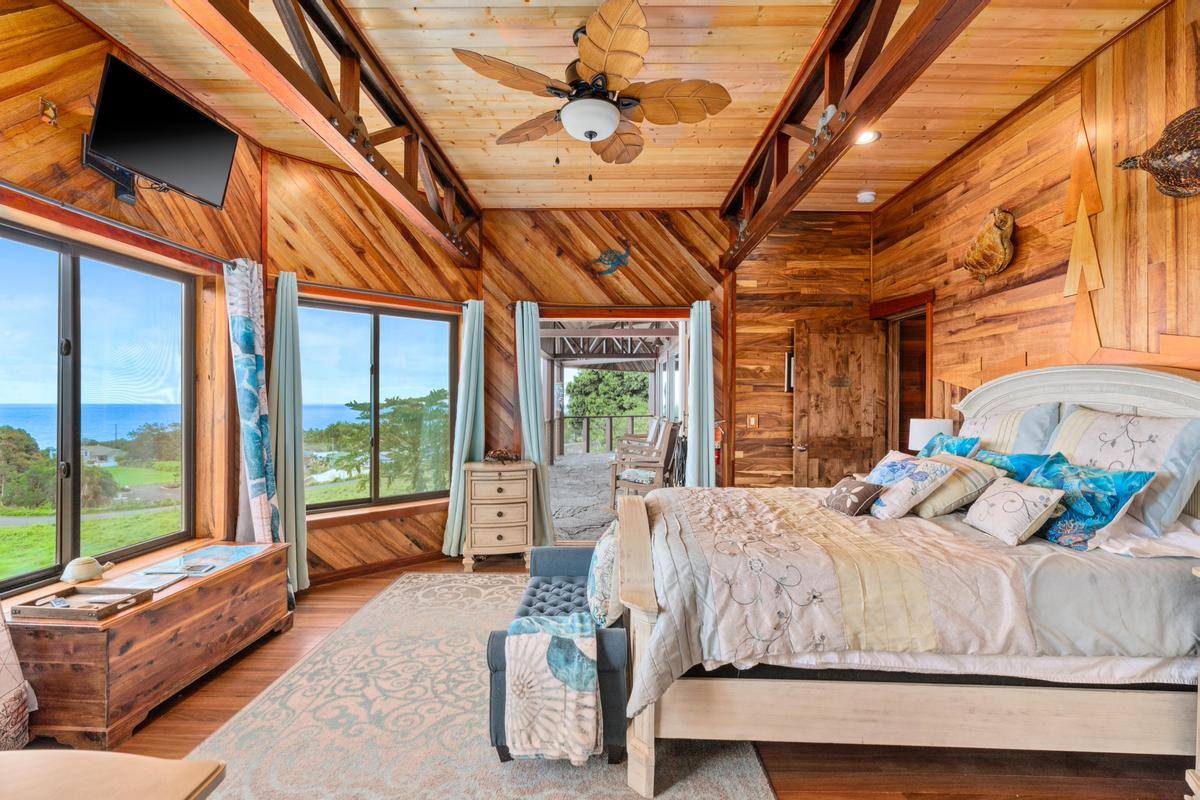 120 Woa Rd, Hilo, HI 96720