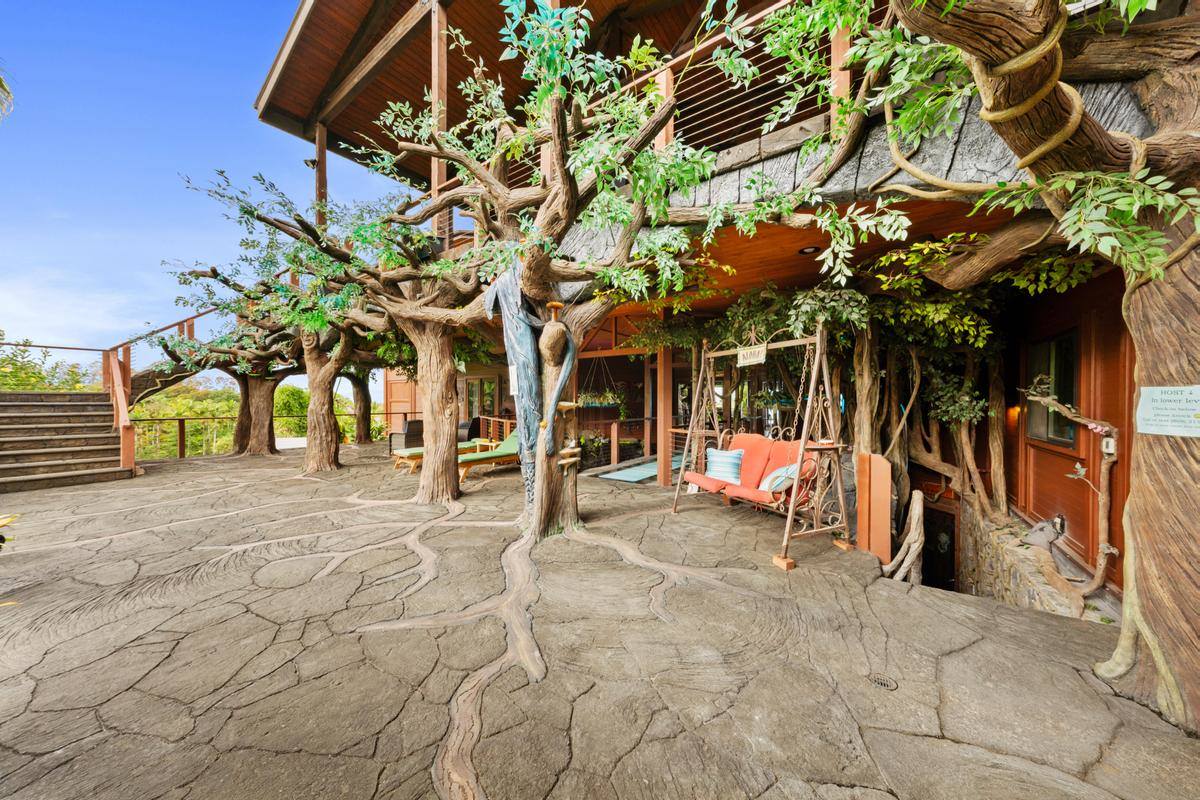 120 Woa Rd, Hilo, HI 96720