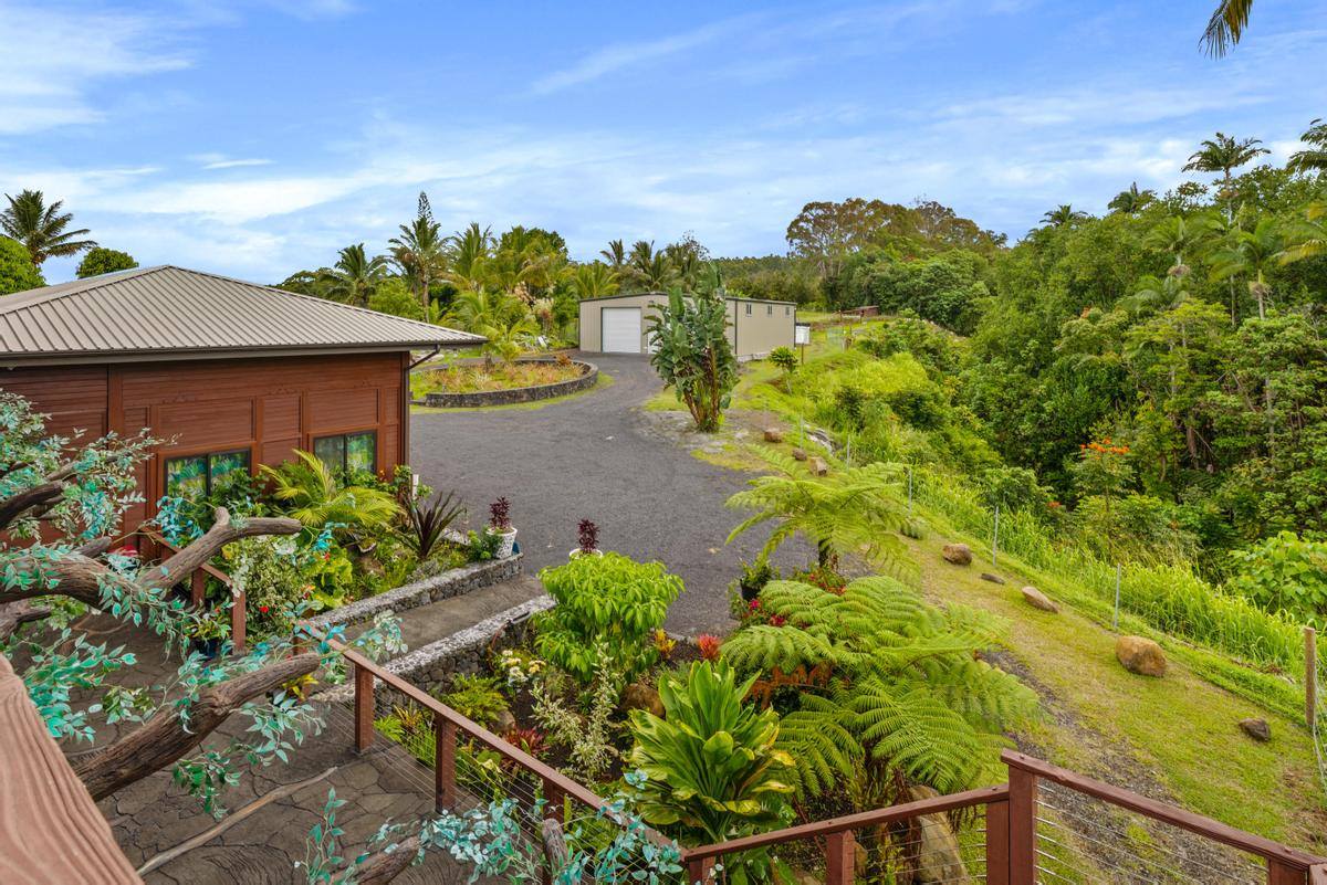 120 Woa Rd, Hilo, HI 96720