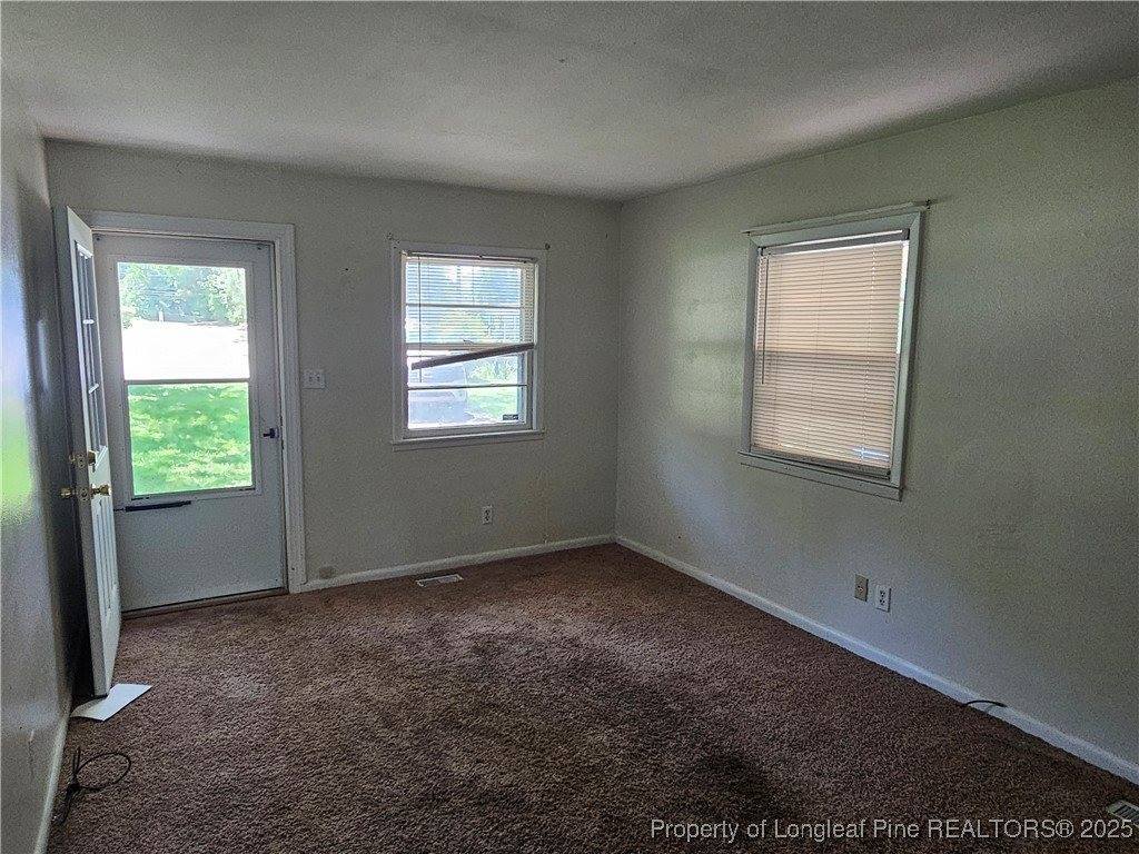 6030 Amstead Avenue, Fayetteville, NC 28314