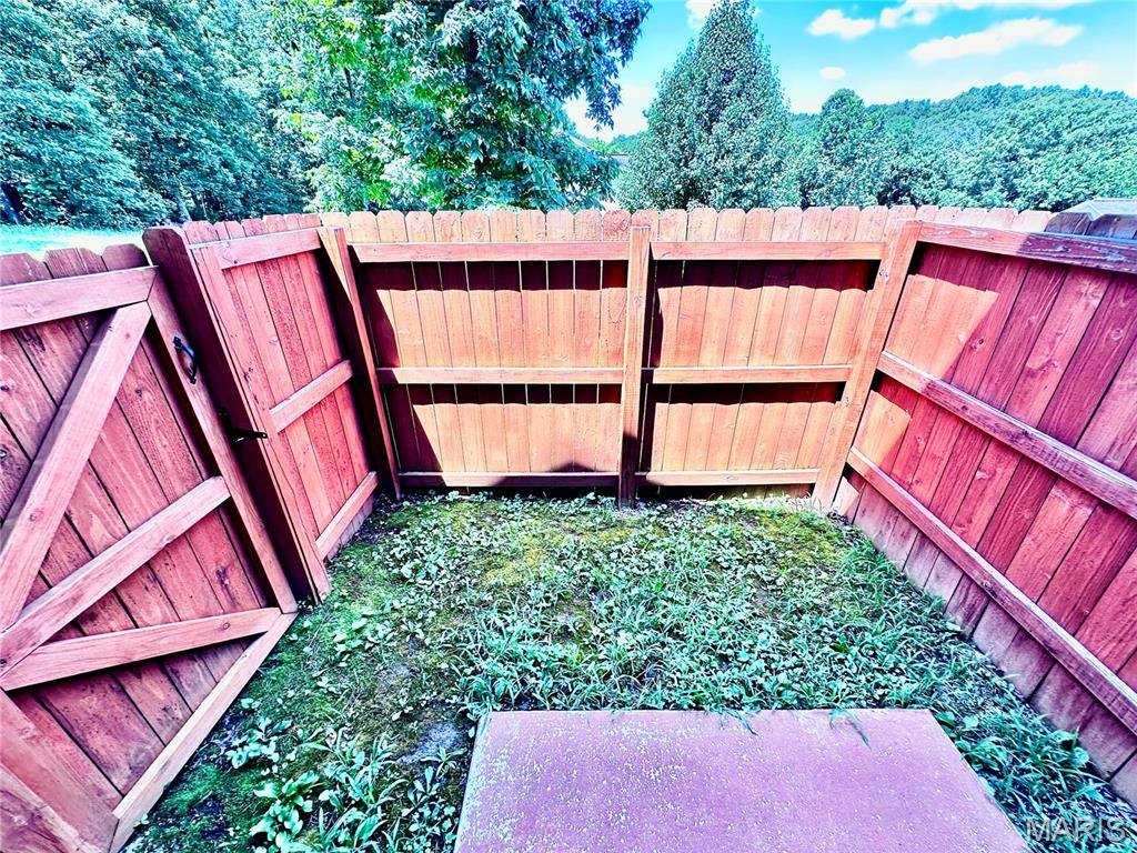 21147 Hideaway Lane, Saint Robert, MO 65584