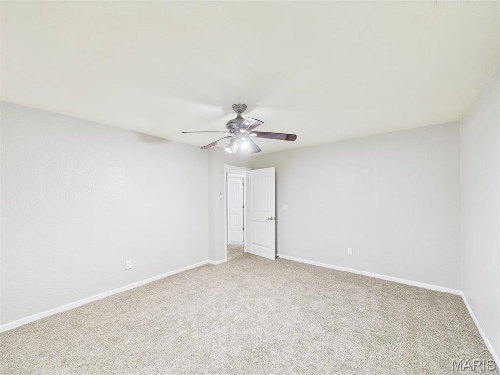 21147 Hideaway Lane, Saint Robert, MO 65584