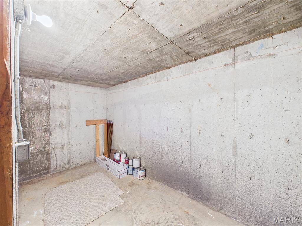 21147 Hideaway Lane, Saint Robert, MO 65584