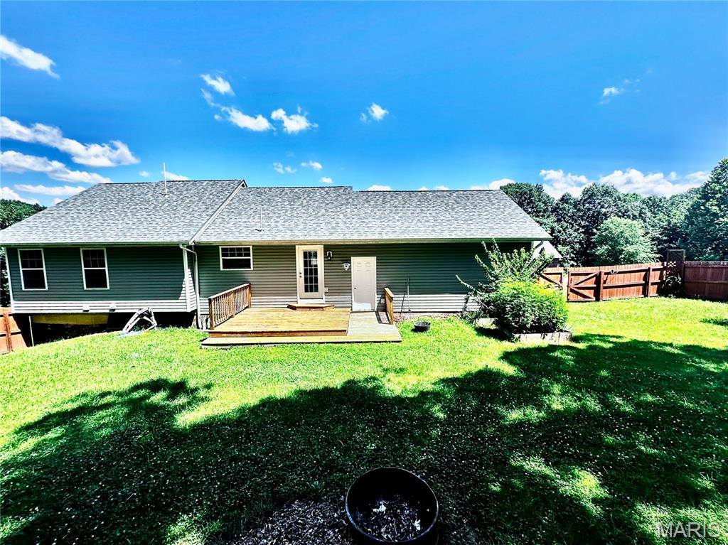 21147 Hideaway Lane, Saint Robert, MO 65584