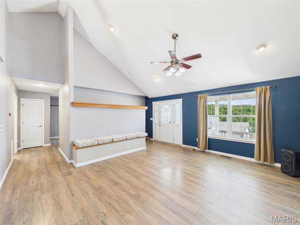 21147 Hideaway Lane, Saint Robert, MO 65584