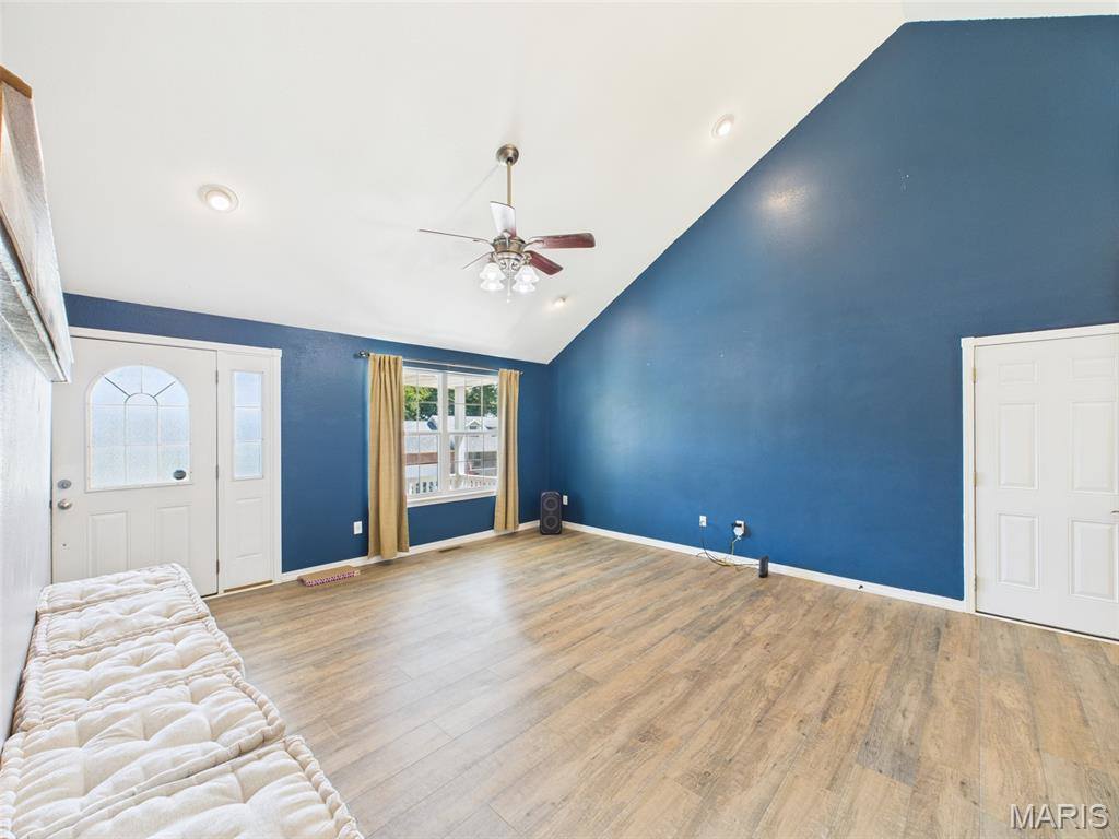 21147 Hideaway Lane, Saint Robert, MO 65584