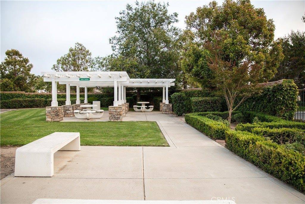 2226 Nightshade Lane, Santa Maria, CA 93455