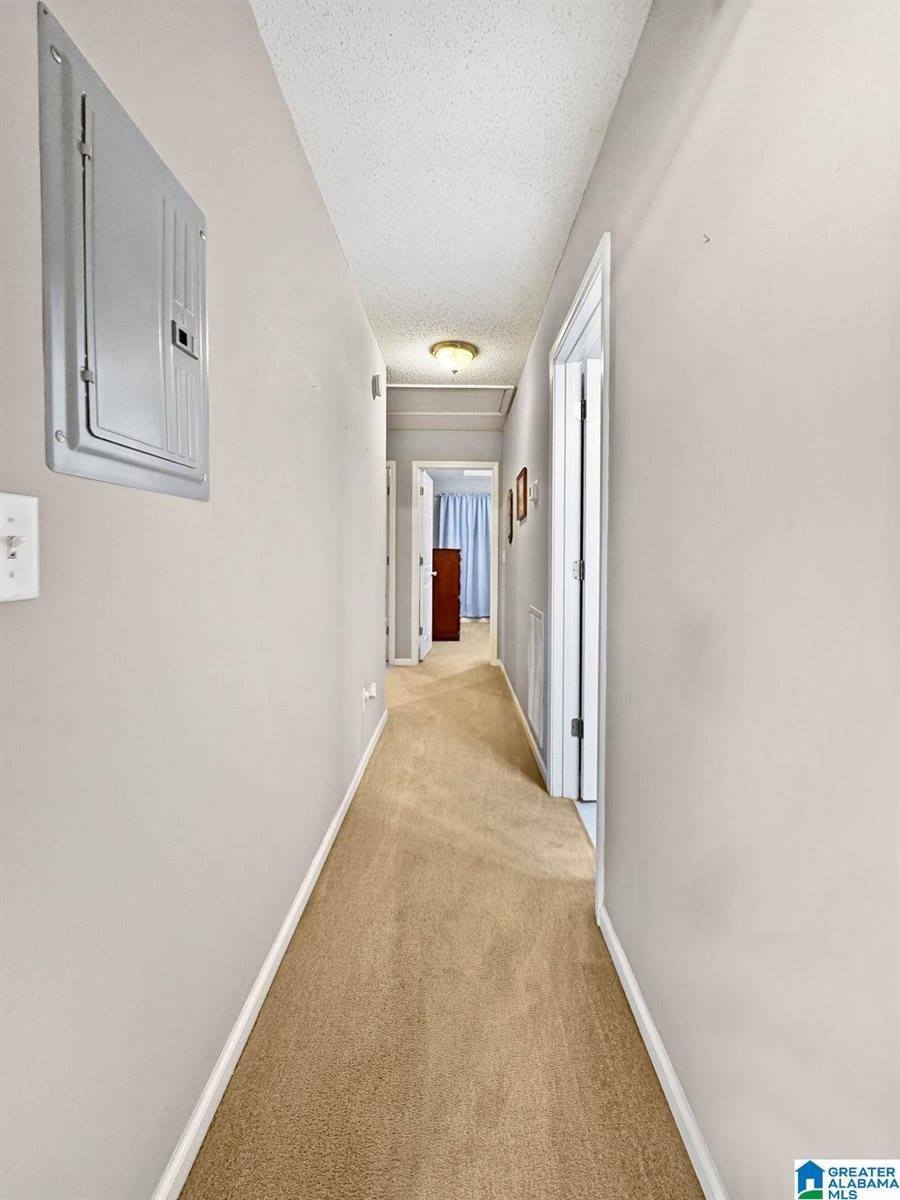 11465 Bent Pine Drive, Moundville, AL 35474