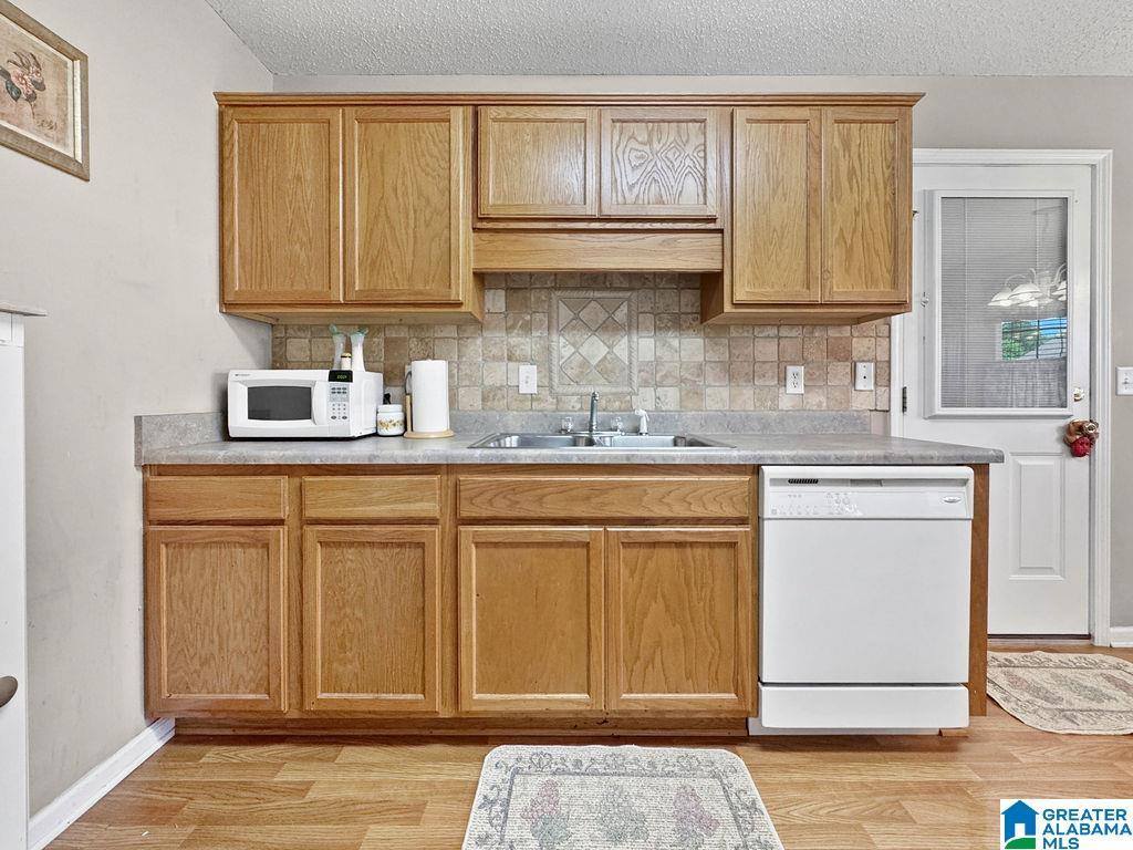 11465 Bent Pine Drive, Moundville, AL 35474