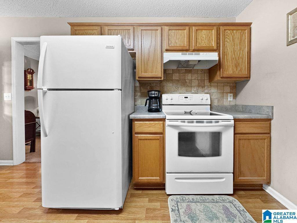 11465 Bent Pine Drive, Moundville, AL 35474