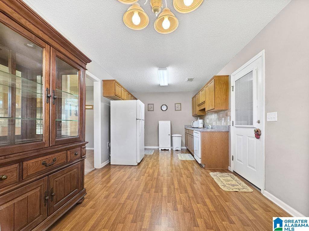 11465 Bent Pine Drive, Moundville, AL 35474