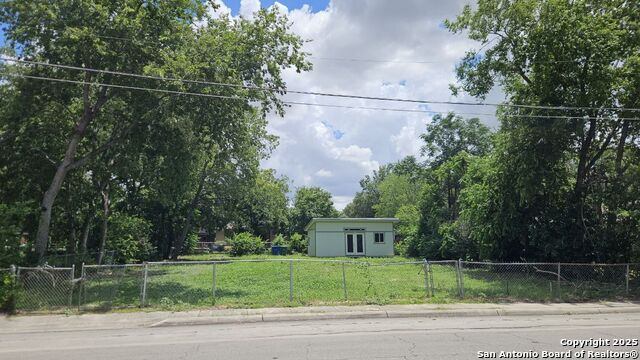 224 Dora, San Antonio, TX 78212