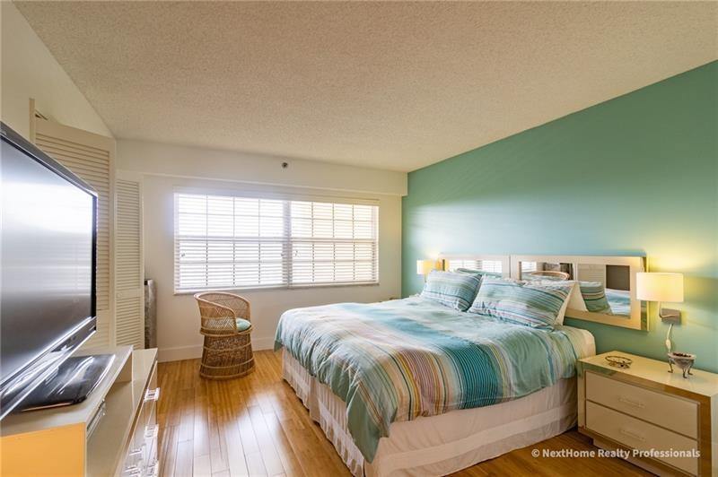 3499 Oaks Way 504, Pompano Beach, FL 33069