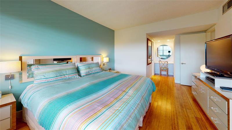 3499 Oaks Way 504, Pompano Beach, FL 33069