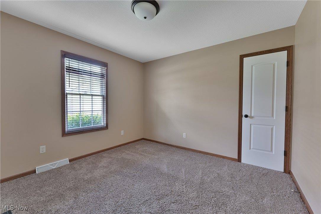 4053 Thats Life Lane, Canfield, OH 44406