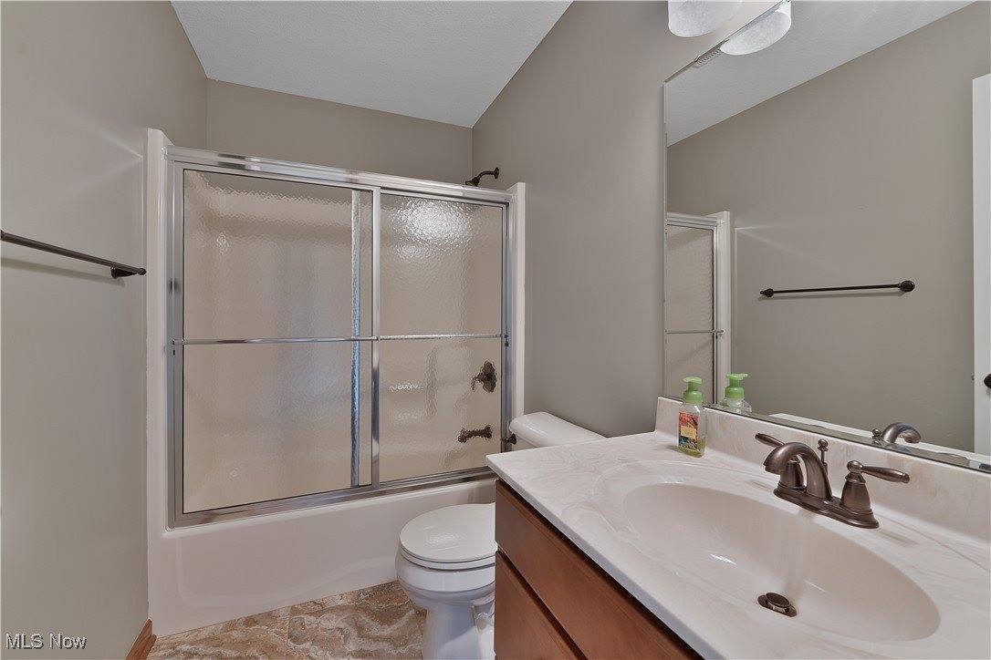 4053 Thats Life Lane, Canfield, OH 44406