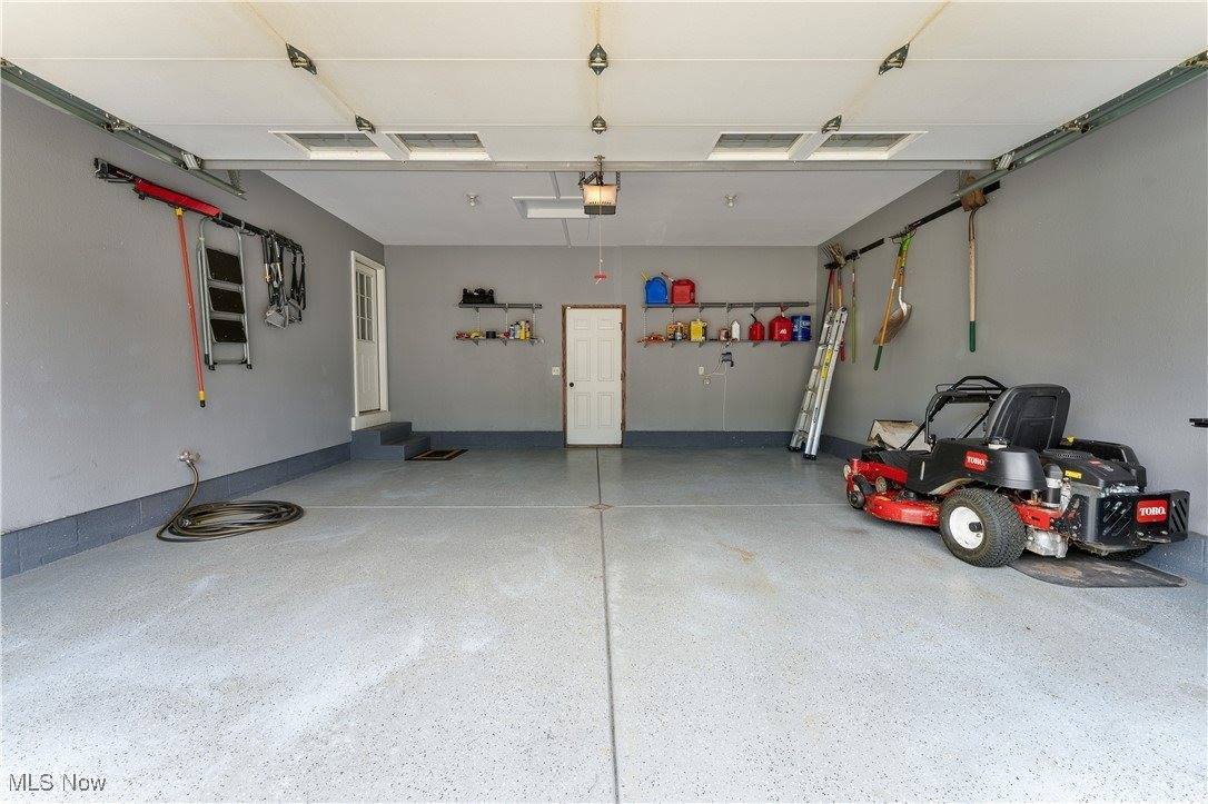 4053 Thats Life Lane, Canfield, OH 44406