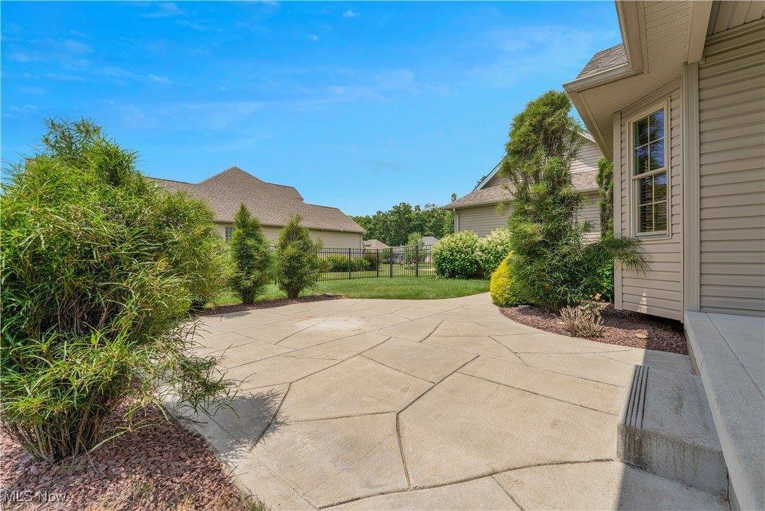 4053 Thats Life Lane, Canfield, OH 44406