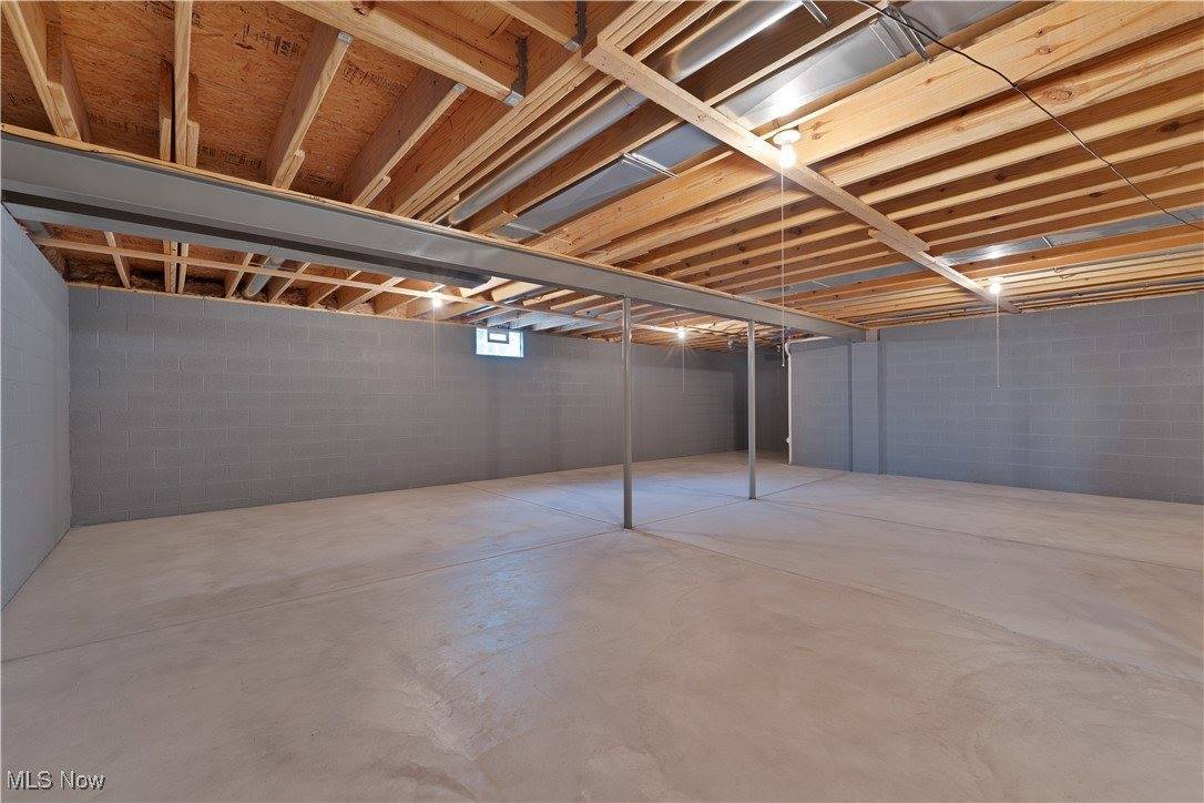 4053 Thats Life Lane, Canfield, OH 44406