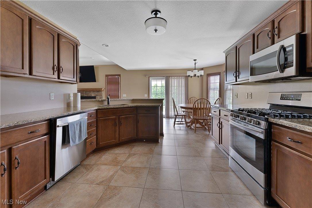 4053 Thats Life Lane, Canfield, OH 44406