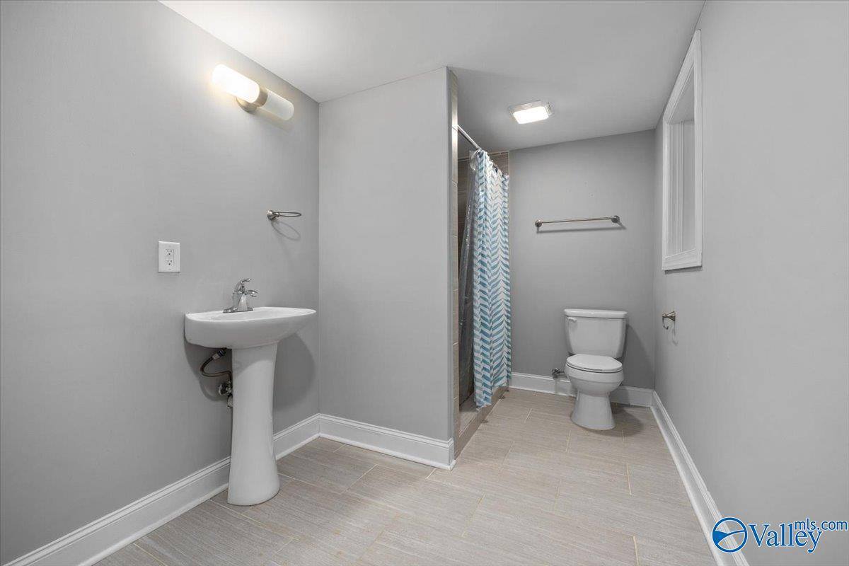 1007 Toney Drive, Huntsville, AL 35801