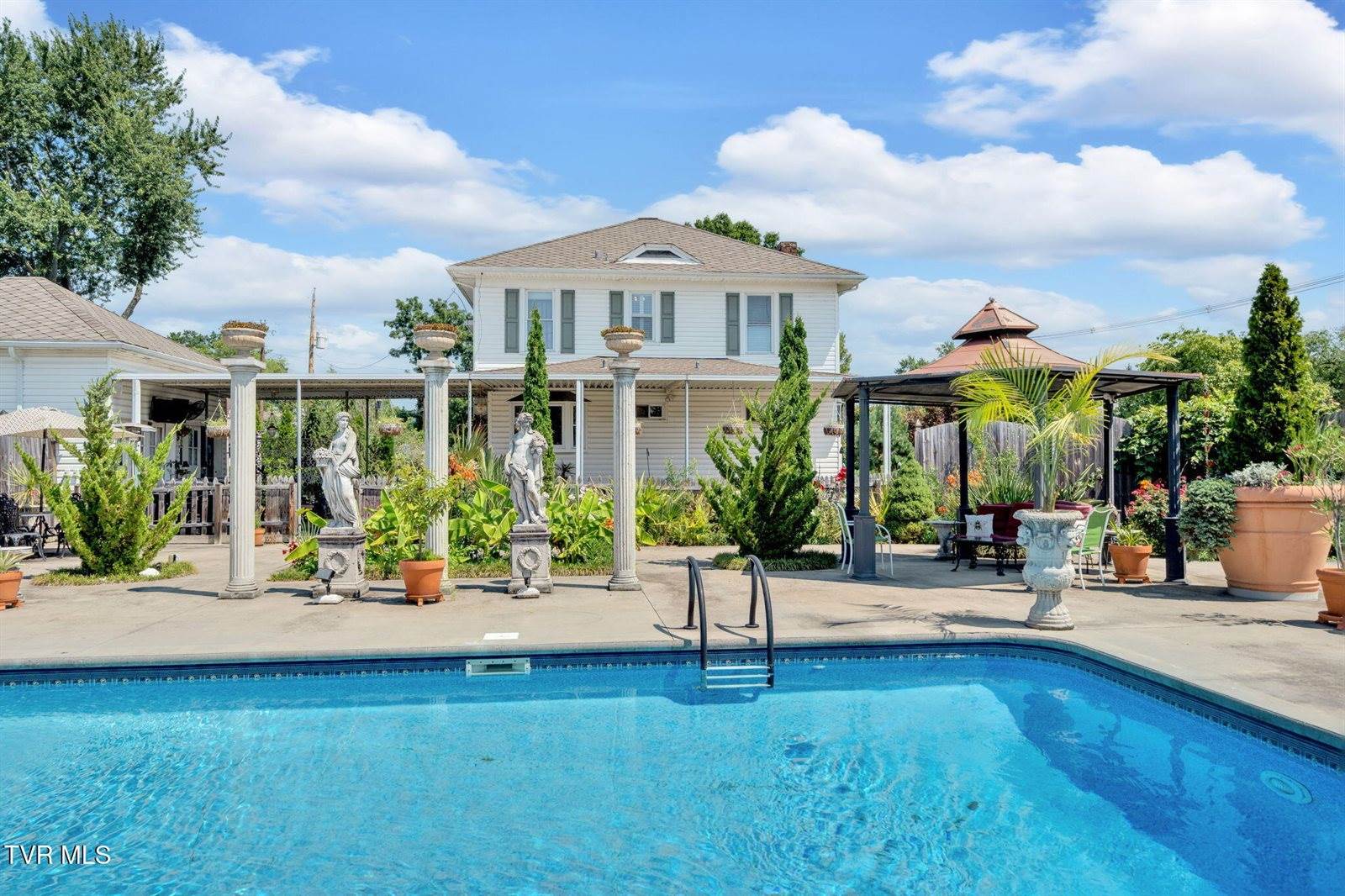 201 West Wanola Avenue, Kingsport, TN 37660