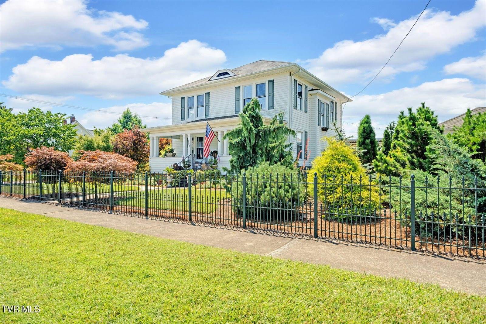 201 West Wanola Avenue, Kingsport, TN 37660