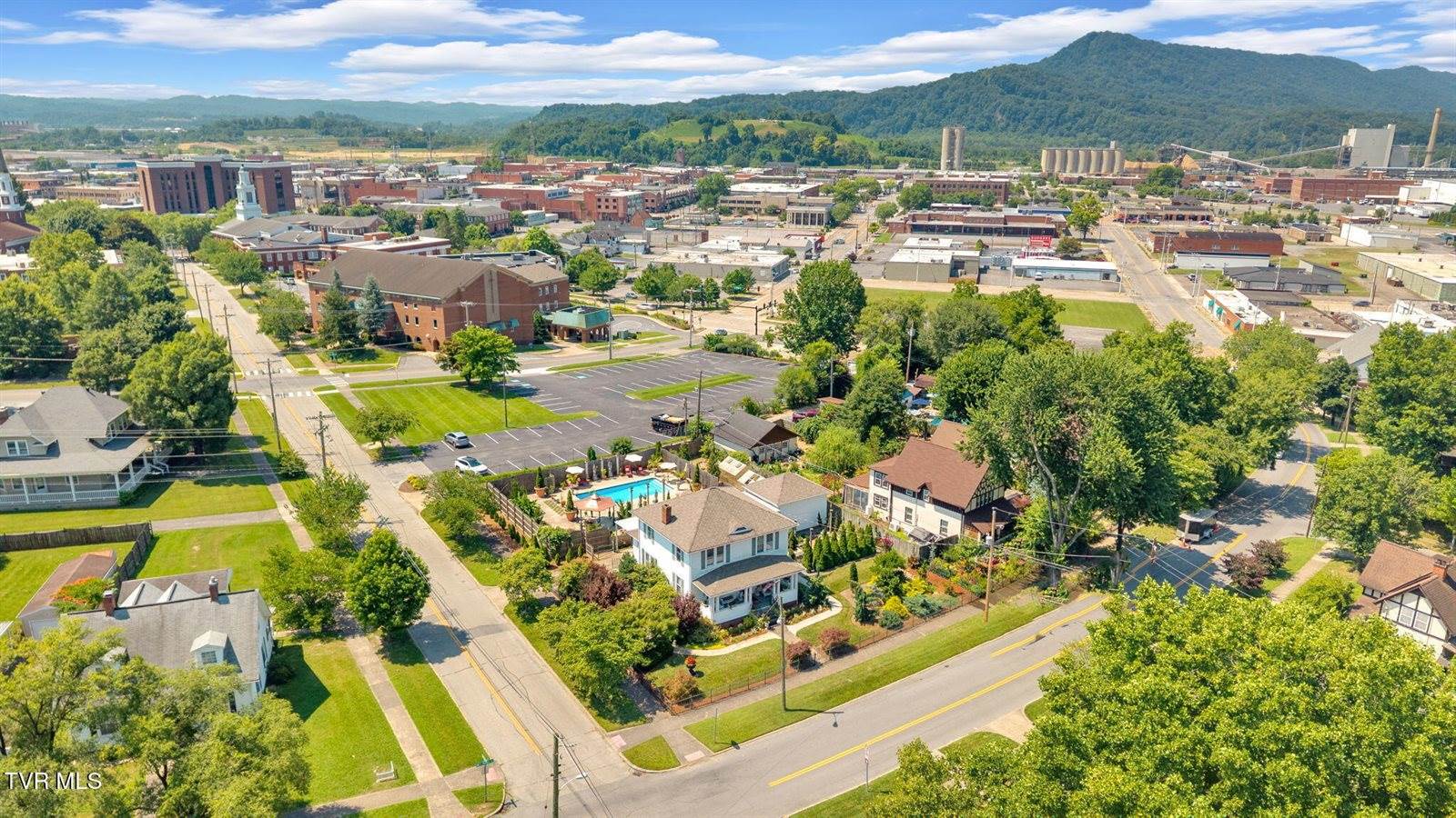 201 West Wanola Avenue, Kingsport, TN 37660