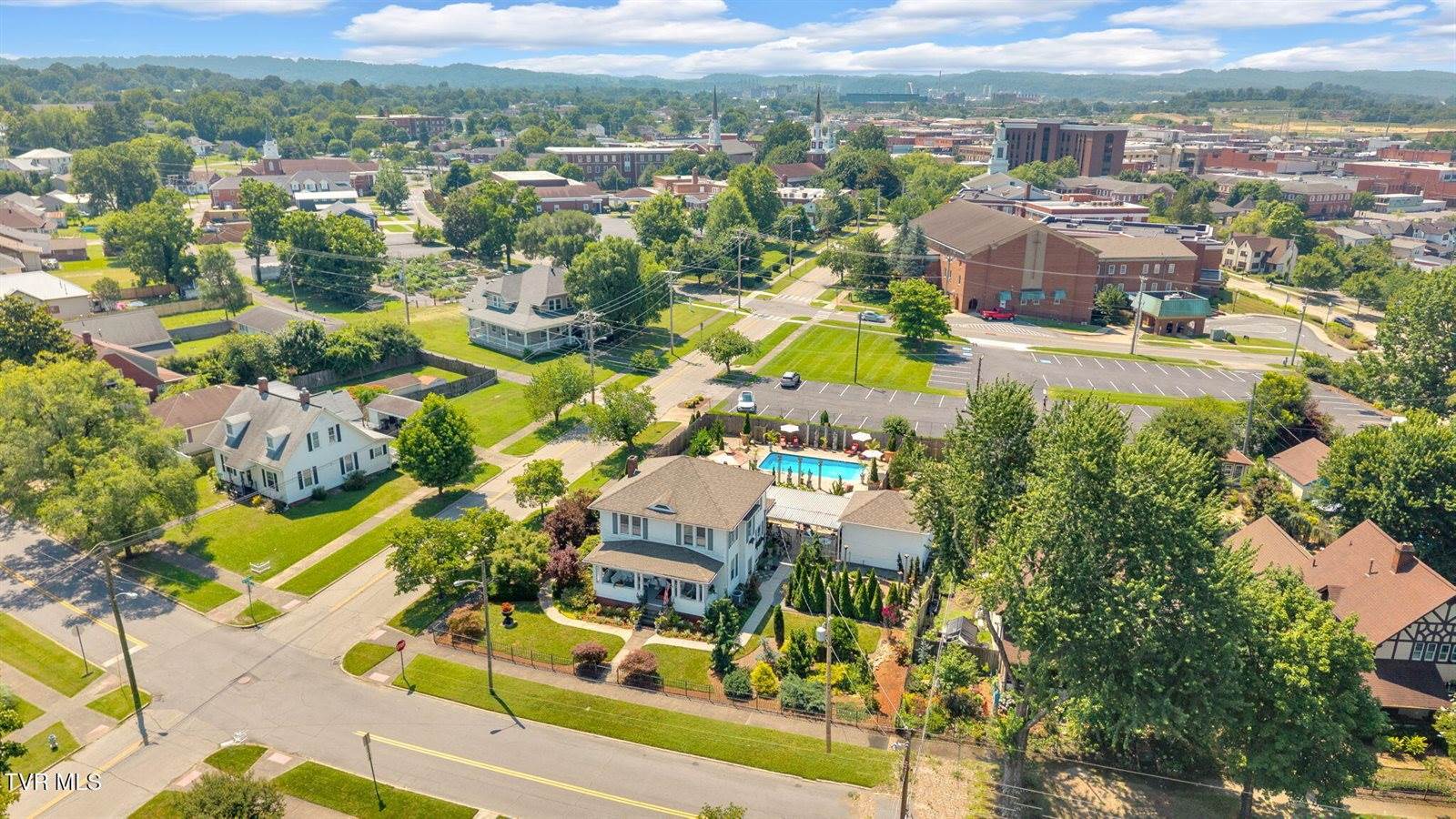 201 West Wanola Avenue, Kingsport, TN 37660