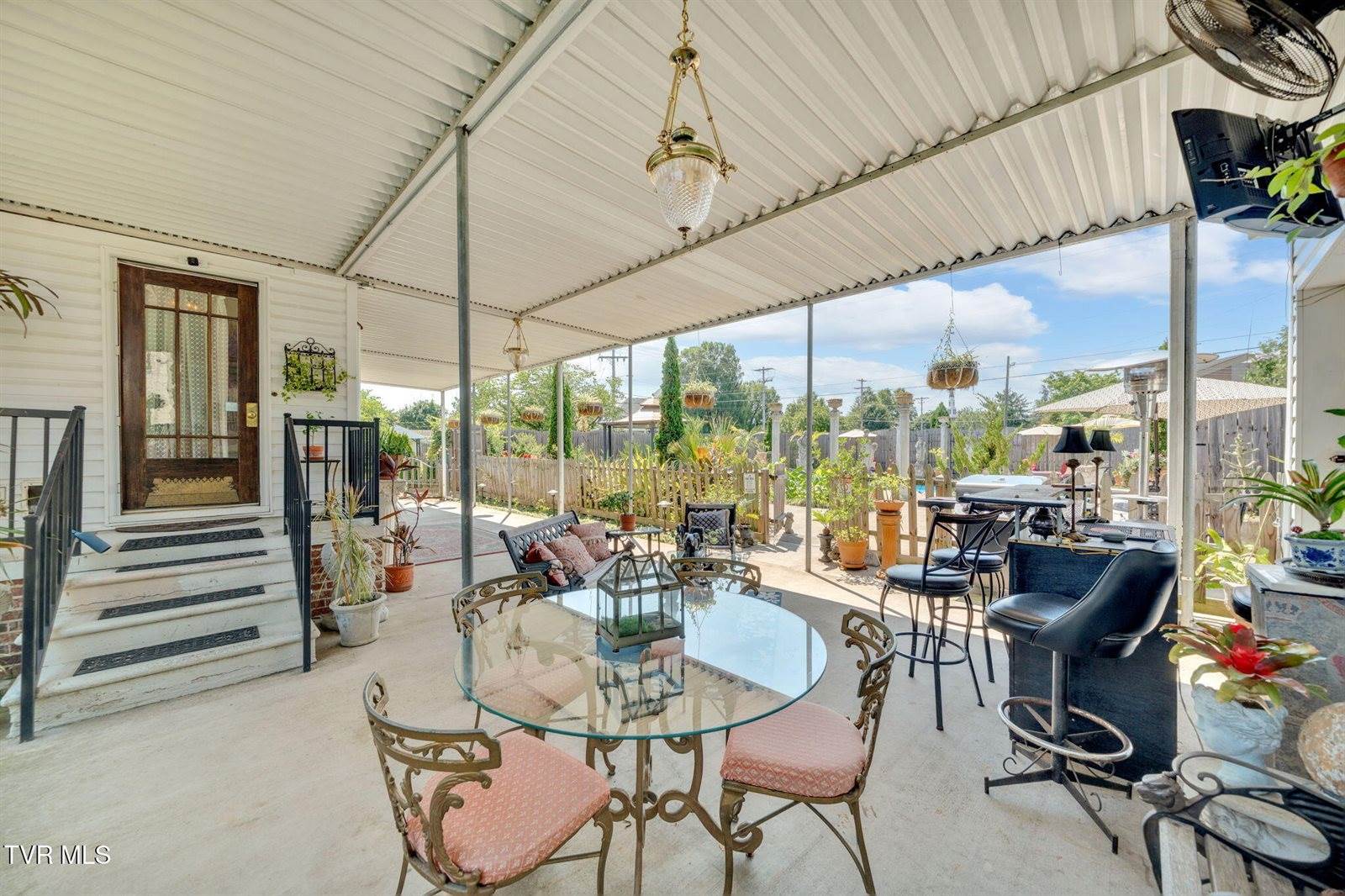 201 West Wanola Avenue, Kingsport, TN 37660