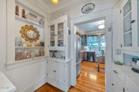 201 West Wanola Avenue, Kingsport, TN 37660