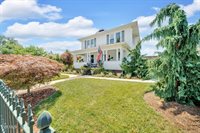 201 West Wanola Avenue, Kingsport, TN 37660