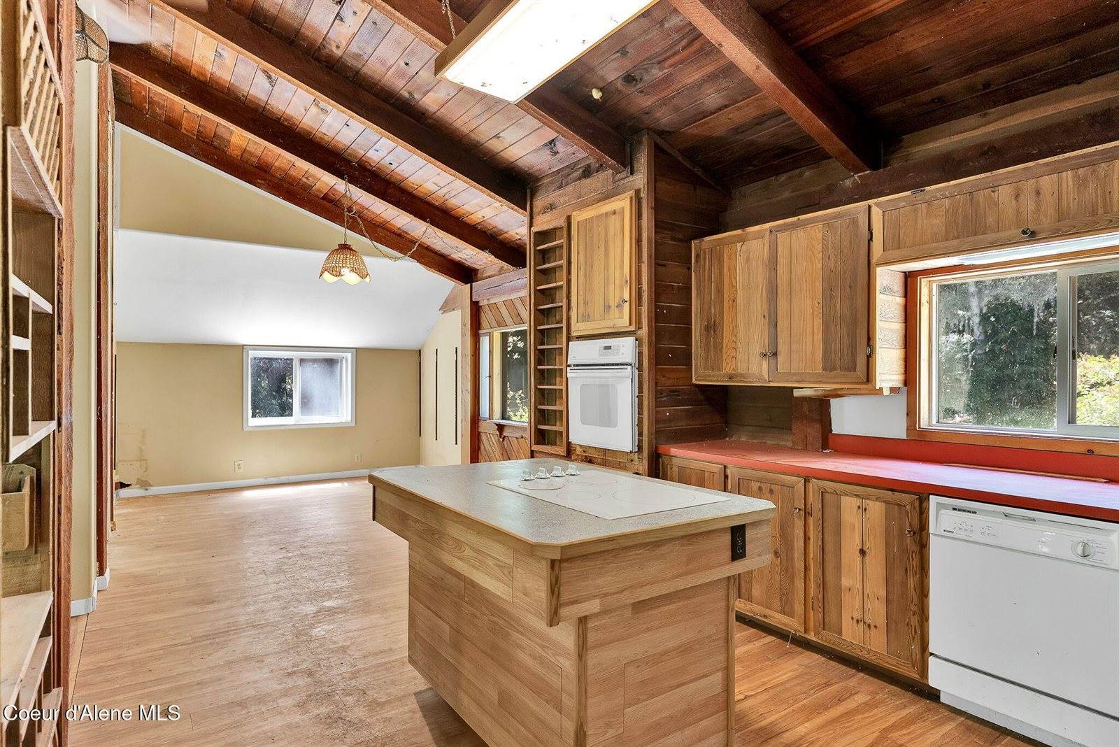 480 Mountain Meadows Road, Naples, ID 83847