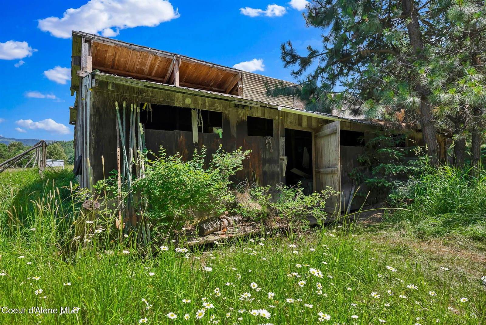 480 Mountain Meadows Road, Naples, ID 83847