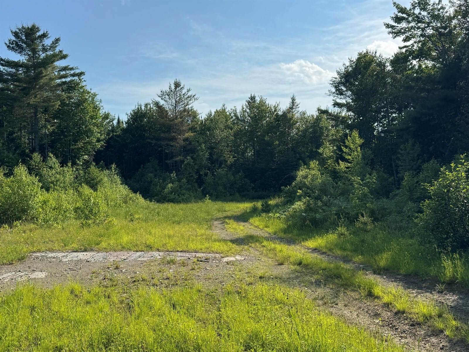 137 Vanishing Lane, Athens, ME 04912