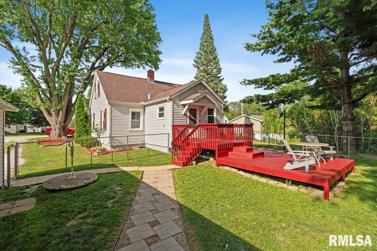 109 West 19TH Avenue, Coal Valley, IL 61240