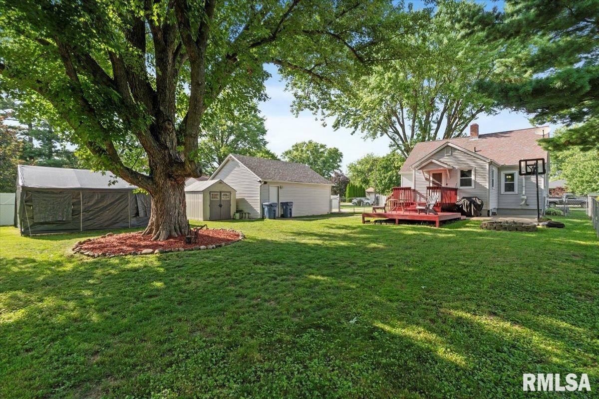 109 West 19TH Avenue, Coal Valley, IL 61240