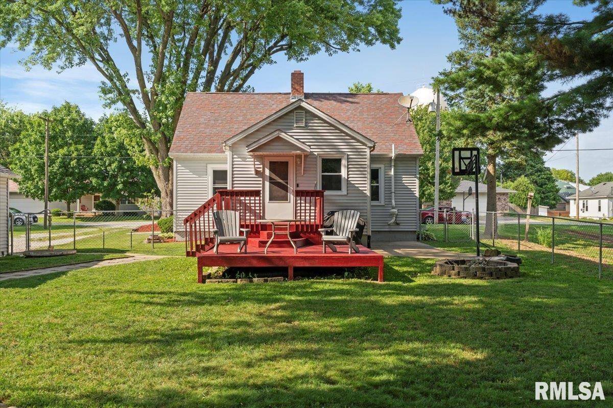 109 West 19TH Avenue, Coal Valley, IL 61240