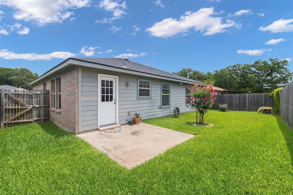 8028 Sartain Drive, Fort Worth, TX 76120